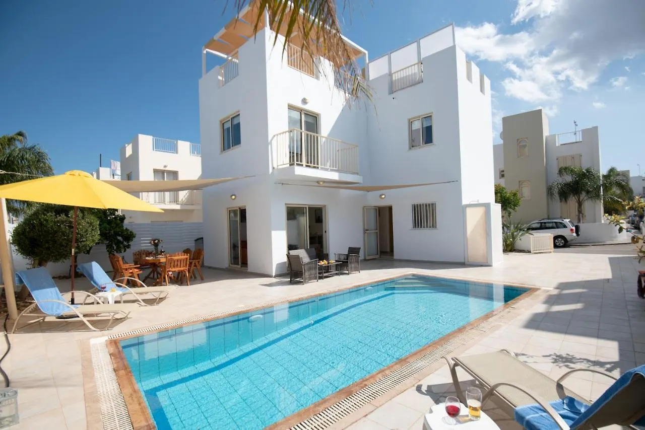 פרוטאראס Villa Pomelo